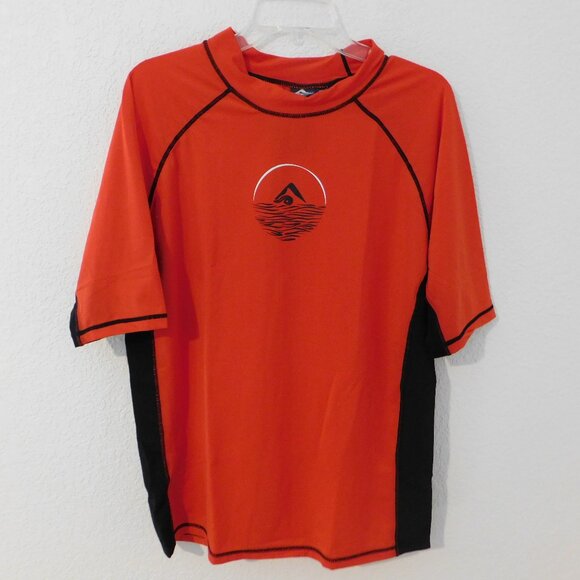 Okanu Surf Compression Viper Rash Guard Short Sleeve Shirt Medium Red Men's NEW - Picture 1 of 8